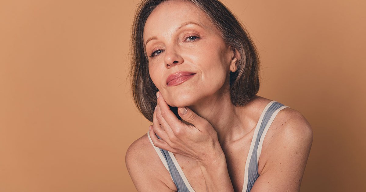 Wie korrigiert ein modernes Facelift abgesunkene Fettpolster in der Wangenregion?